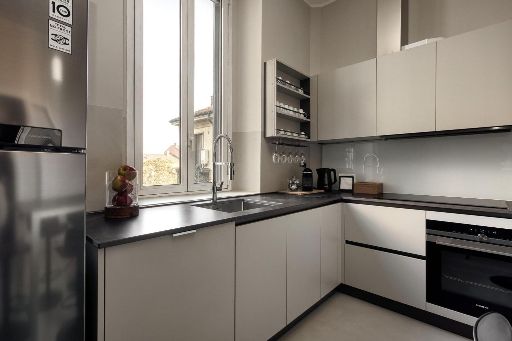 Navigli, 90 Square Meters, Free Parking Ripa Ticinese Apartment มิลาน ภายนอก รูปภาพ
