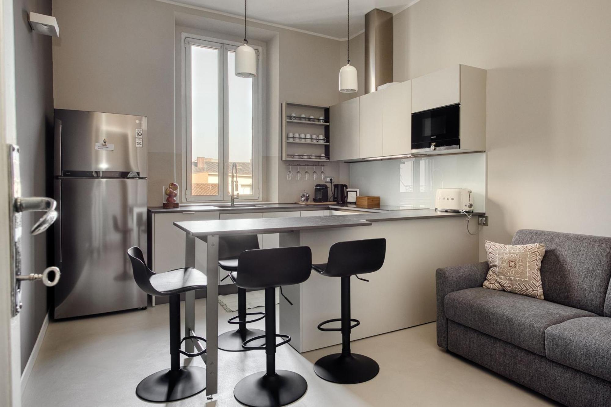Navigli, 90 Square Meters, Free Parking Ripa Ticinese Apartment มิลาน ภายนอก รูปภาพ