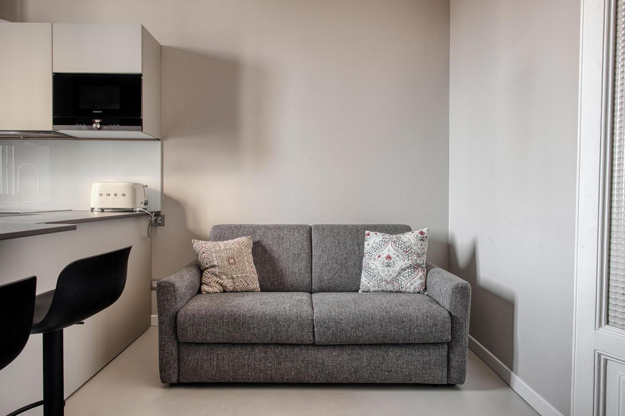 Navigli, 90 Square Meters, Free Parking Ripa Ticinese Apartment มิลาน ภายนอก รูปภาพ